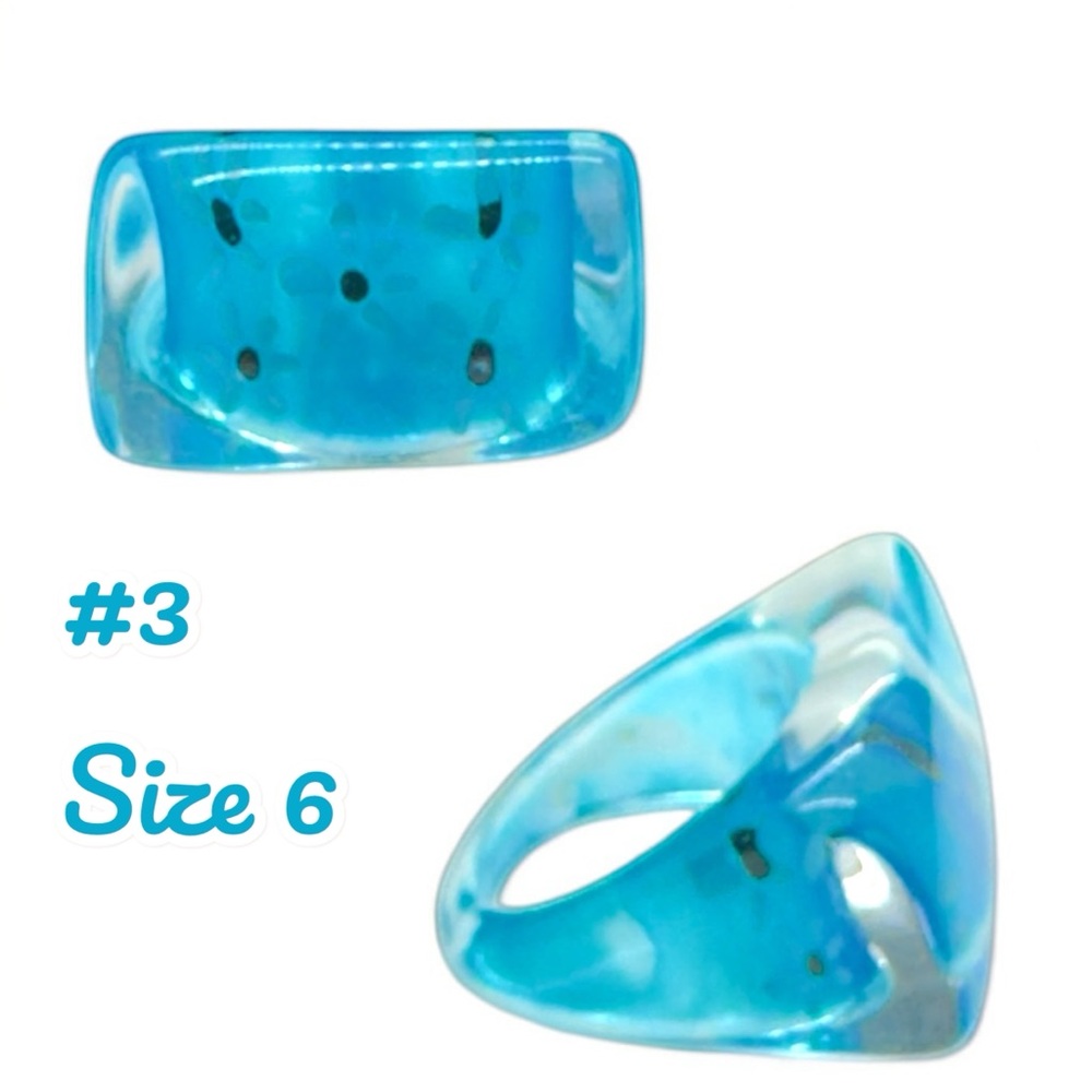 Lot Of 6 Vintage Domed, Square & Round Lucite Rings - Great 4 Reseller/Collector - Picture 6 of 10